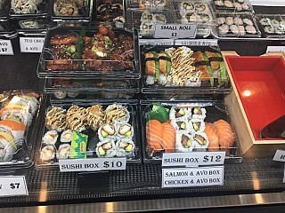 Sushi & Izakaya One Piece