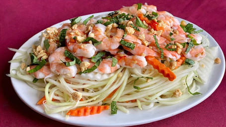 32. Shrimp With Green Papaya Peanuts