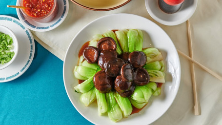 Chinese Green With Black Mushroom