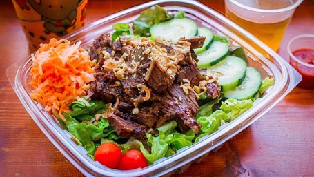 Beef Short Ribs Green Salad