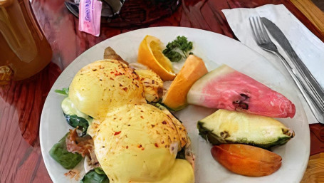 Spicy Italian Sausage Benedict