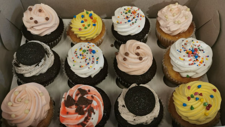 12 Pk Assorted Cupcakes