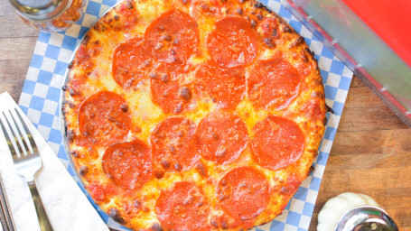 Pepperoni Pizza (Extra Large 18 Pizza)