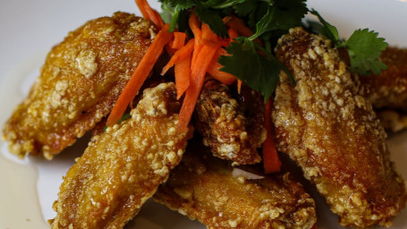 5. Deep Fried Chicken Wings With Fish Sauce