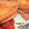 Sandwich Au Bacon, Aux Œufs Et Au Fromage, Au Pain Perdu