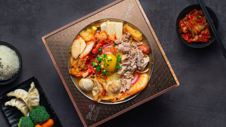 7. Kimchi Dumpling Hot Soup