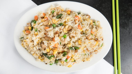 Kǎo Jī Chǎo Fàn Grilled Chicken Fried Rice