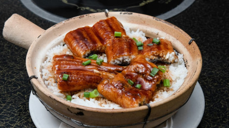 16. Unagi Clay Pot Rice Mán Yú Bāo Zǐ Fàn