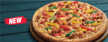 Pizza Crémeuse Aux Tomates Et Aux Pâtes Sans Légumes