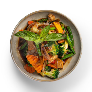 Chilli Basil And Vegetable Stir Fry (V)