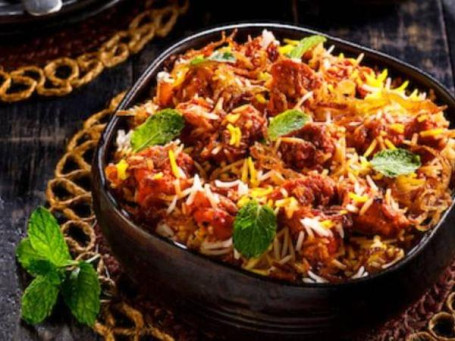 Malamaal Murg Dum Biryani [1/2 Kg] Sert 1-2