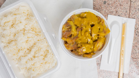 Curry Beef Tendon and Brisket on Rice kā lī niú jīn nǎn fàn
