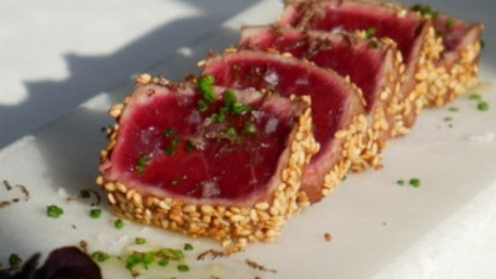 20. Tuna Tataki (5 Pcs)