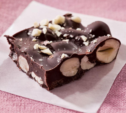 Dark Chocolate With Nuts [100 Grams]