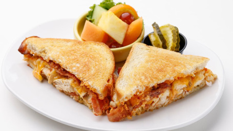 Grilled Pimento Cheese And Chicken Sandwich