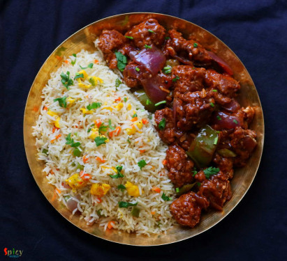 Riz Frit Aux Oeufs Poulet Au Piment