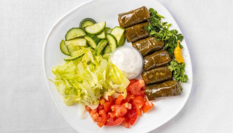 Dolmades (6 Pieces)