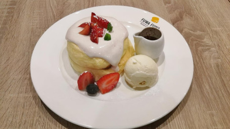 6. Strawberry Pancake With Chocolate Sauce