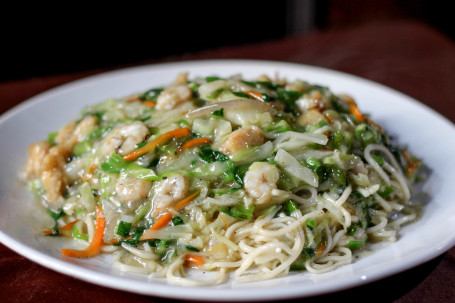 Chicken Prawns Chow Mein