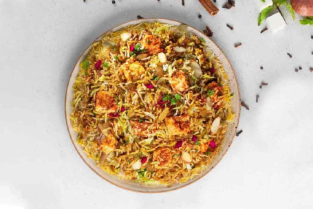 Lucknowi Mix Veg Biryani (Serves 1)