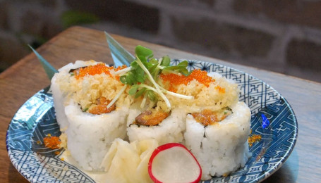 Spicy Chopped Roll