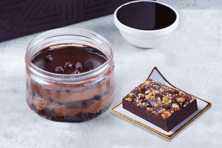 Death By Chocolate Cake Jar Hazelnut Brownie Combo