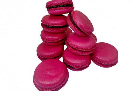 Strawberry French Macaroons