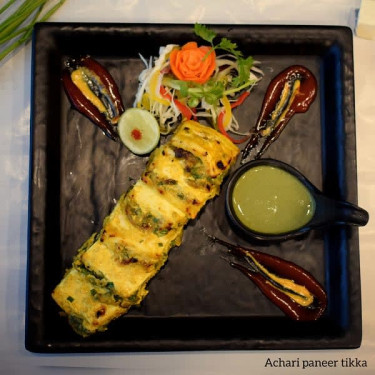 Achari Paneer Tikka (6 Mcx)