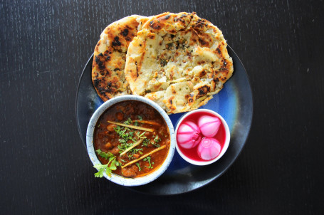 Chur Chur Naan/Kulcha With Delhi Wale Chole