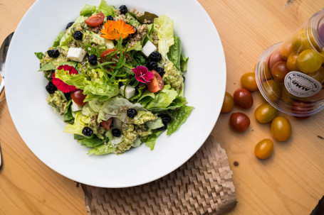 Quinoa Guacamole Salad