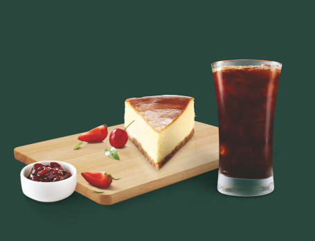 Tall Cold Brew Black Avec Gâteau Au Fromage New York