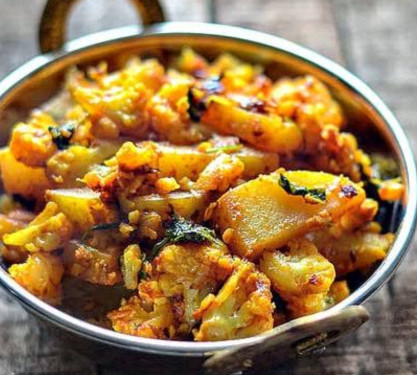 Halwai Aloo Gobhi [Half]