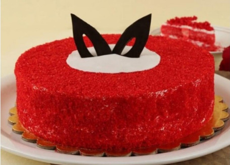 Gâteau De Fête En Velours Rouge
