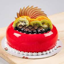 Strawberry Fresh Fruits Cake (500 G)