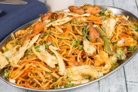 Chicken Chowmein[400Grams]