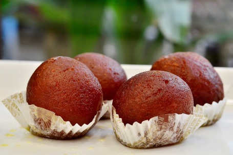 Big Gulab Jamun (4Pcs)