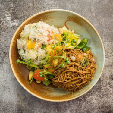 Mongolian Bar Be-Que Noodles With Veggies