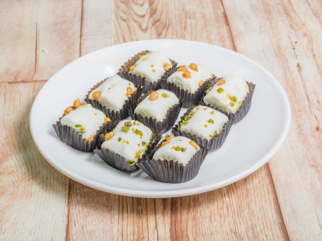 Butterscotch Sandesh (3 Pcs)