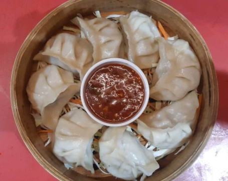 Steamed Vegetable Momos 8 Pc