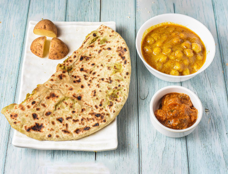 Chole Masala With 2 Aloo Paratha