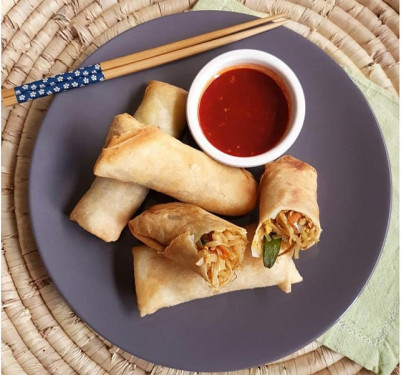 Chichen Spring Roll (2 Nos)