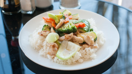 #6 Chicken Stir-Fry W/ Steamed Rice