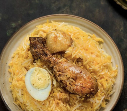 Chicken Biryani (Egg,Potato)(1Kg Container, Serves Two)