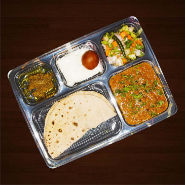 Chicken Tarka Roti Thali