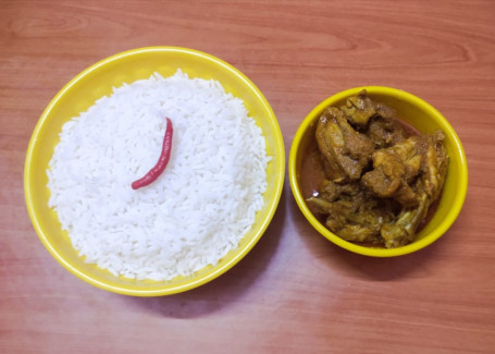 Rice (1 Plate) Chicken Curry (4 Pcs)
