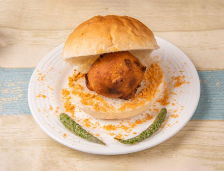 Classic Vada Pav (2 Pieces)