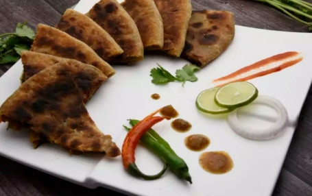 Sattu Pyaz Paratha