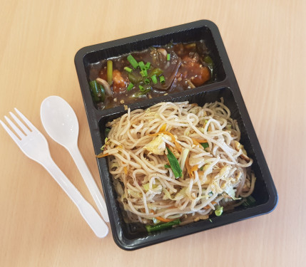 Veg Ball Manchurian With Noodles