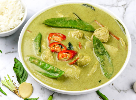 Thai Green Curry Chicken (8 Pcs)