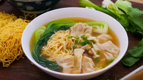 Chicken Wanton Yamin Soup